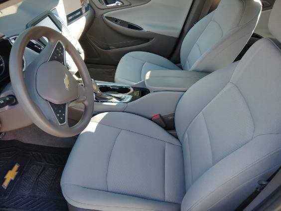 2017 Chevrolet Malibu Image 6