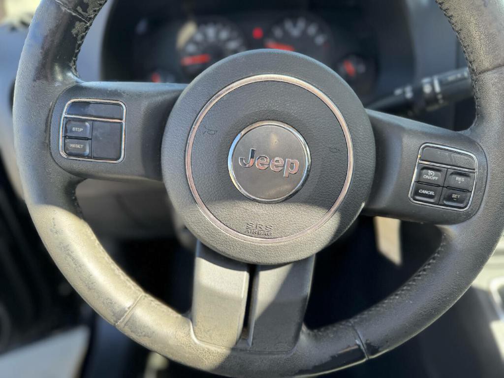 2011 Jeep Compass Image 13