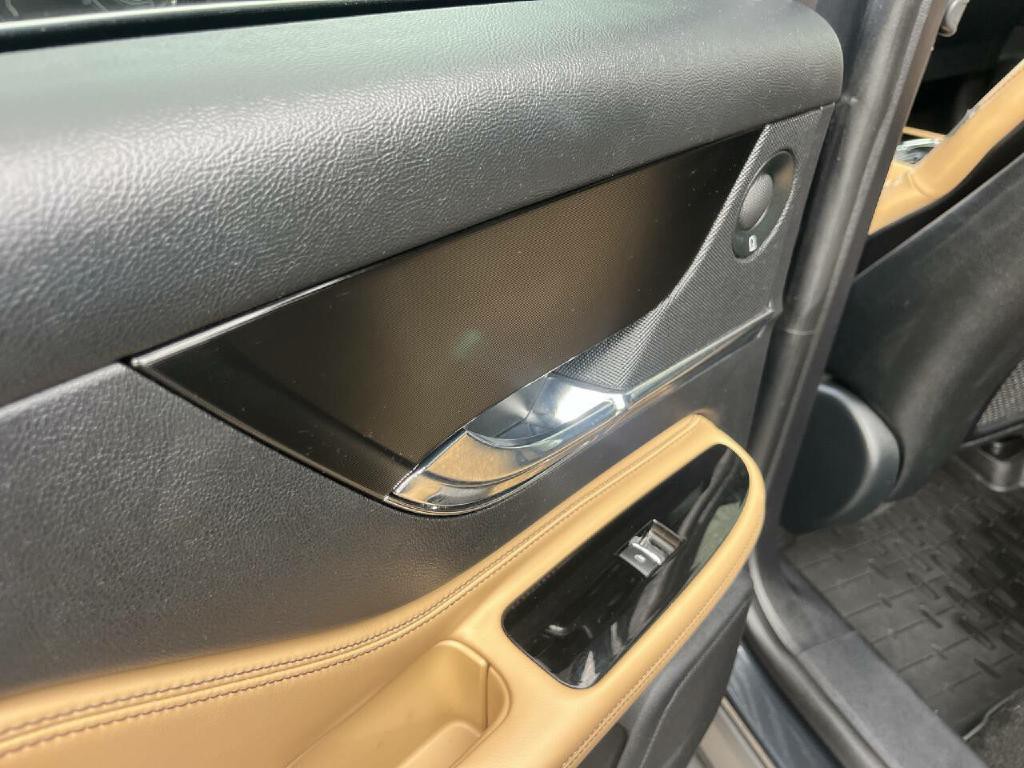 2020 Lincoln Corsair Image 15