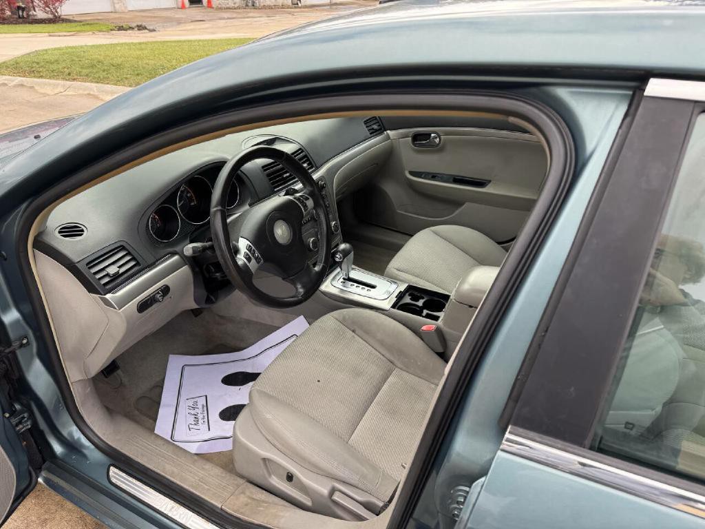2009 Saturn Aura Image 6