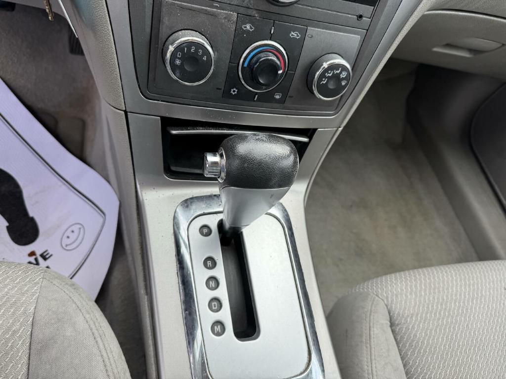 2009 Saturn Aura Image 9