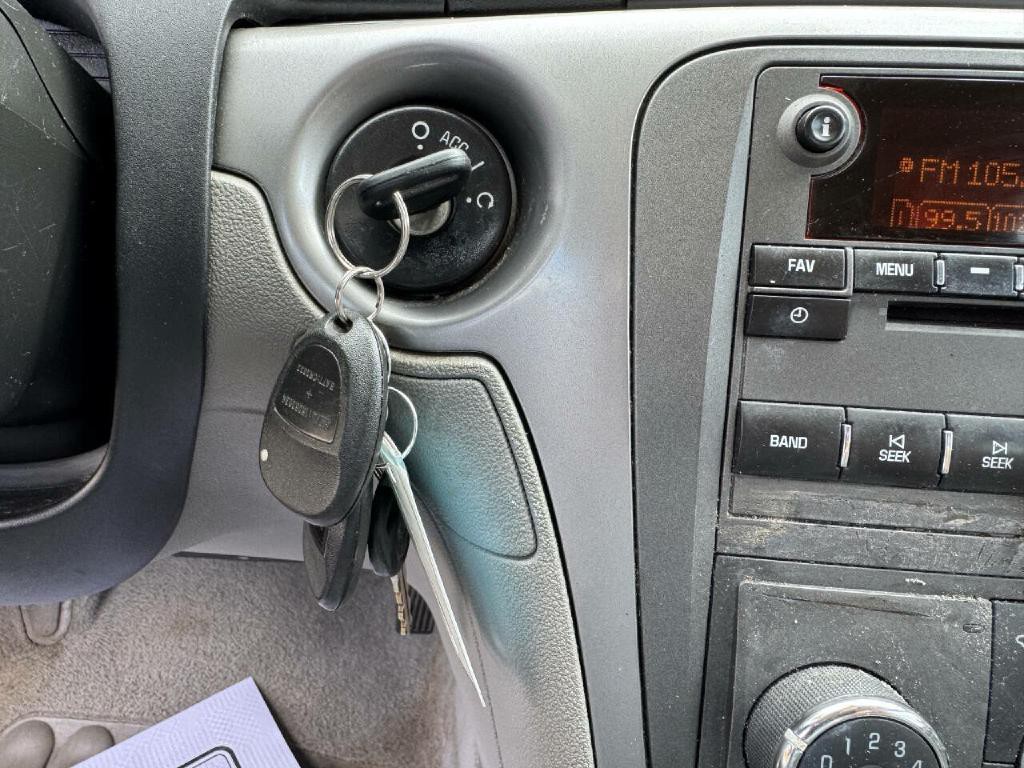 2009 Saturn Aura Image 11