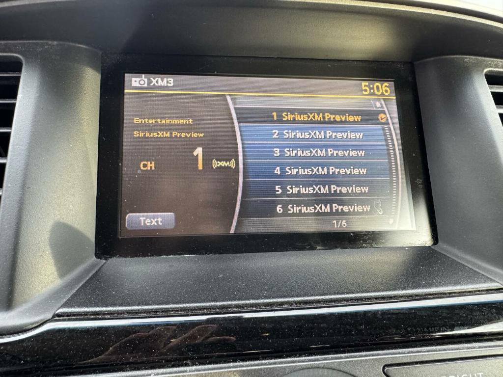 2015 Nissan Pathfinder Image 21