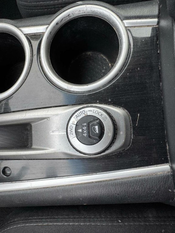 2015 Nissan Pathfinder Image 23