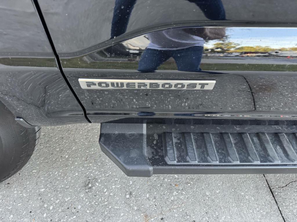 2025 Ford F-150 Image 18