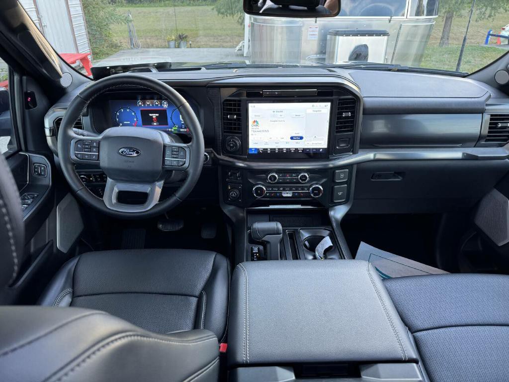 2025 Ford F-150 Image 24