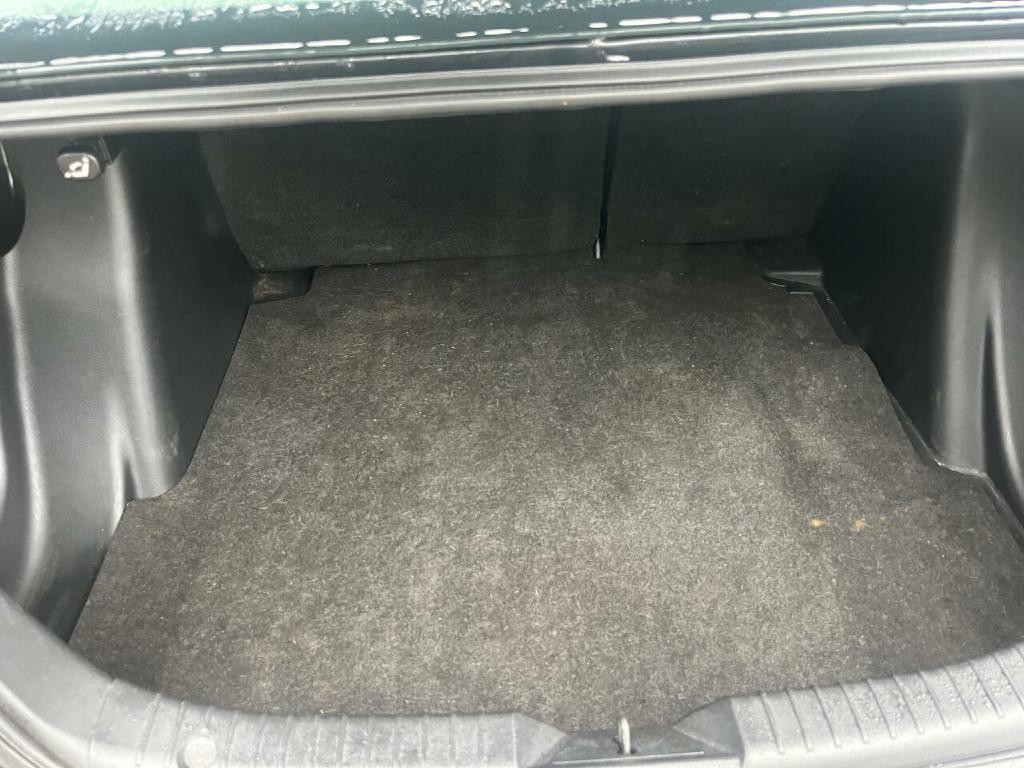 2017 Toyota Yaris Image 19