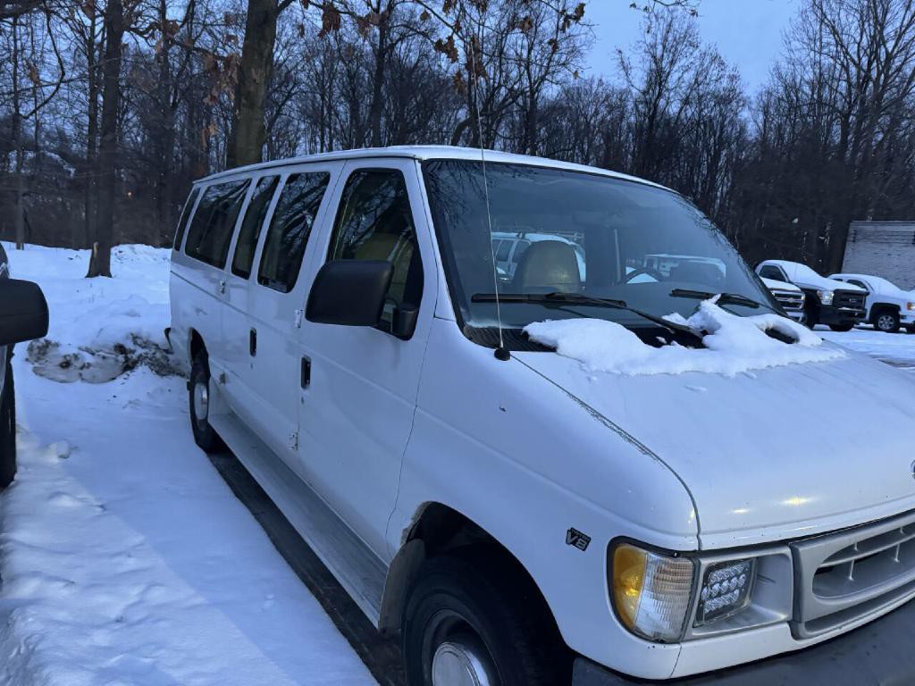 1998 Ford Econoline Image 4