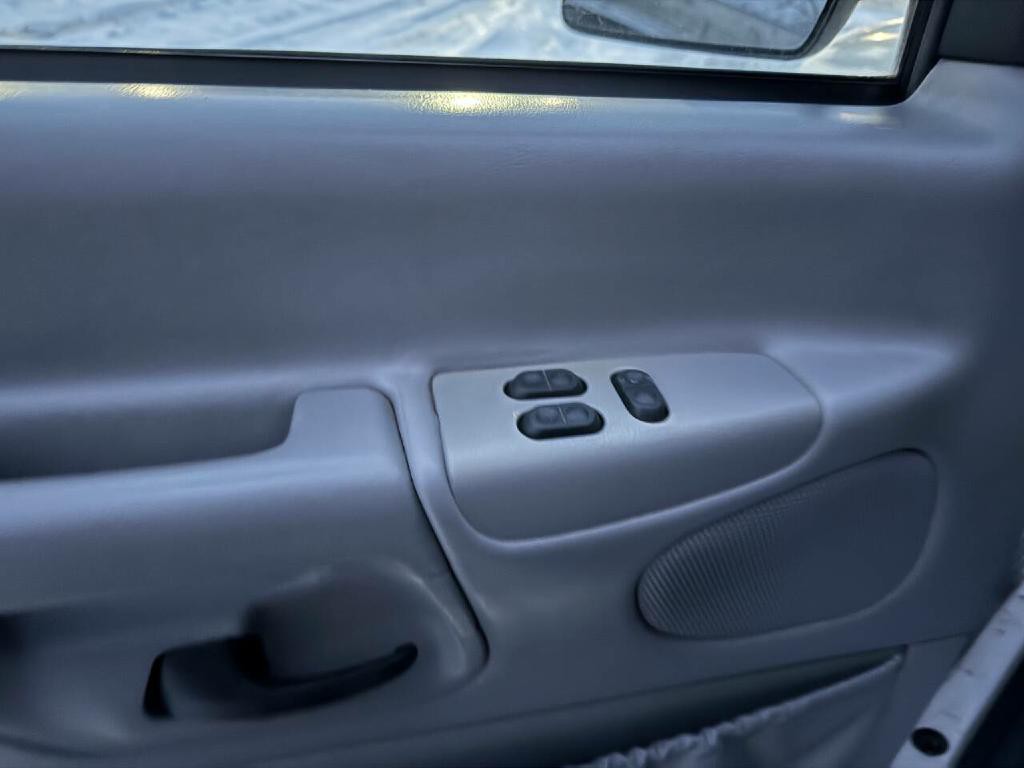 1998 Ford Econoline Image 7