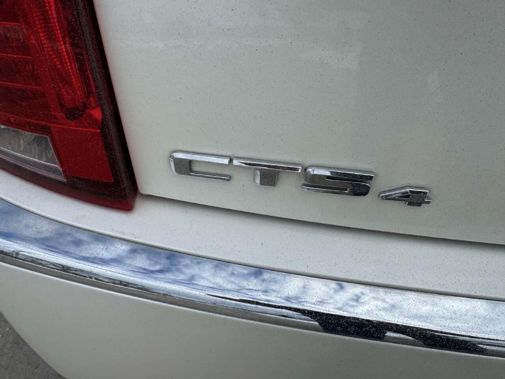 2010 Cadillac CTS Image 7