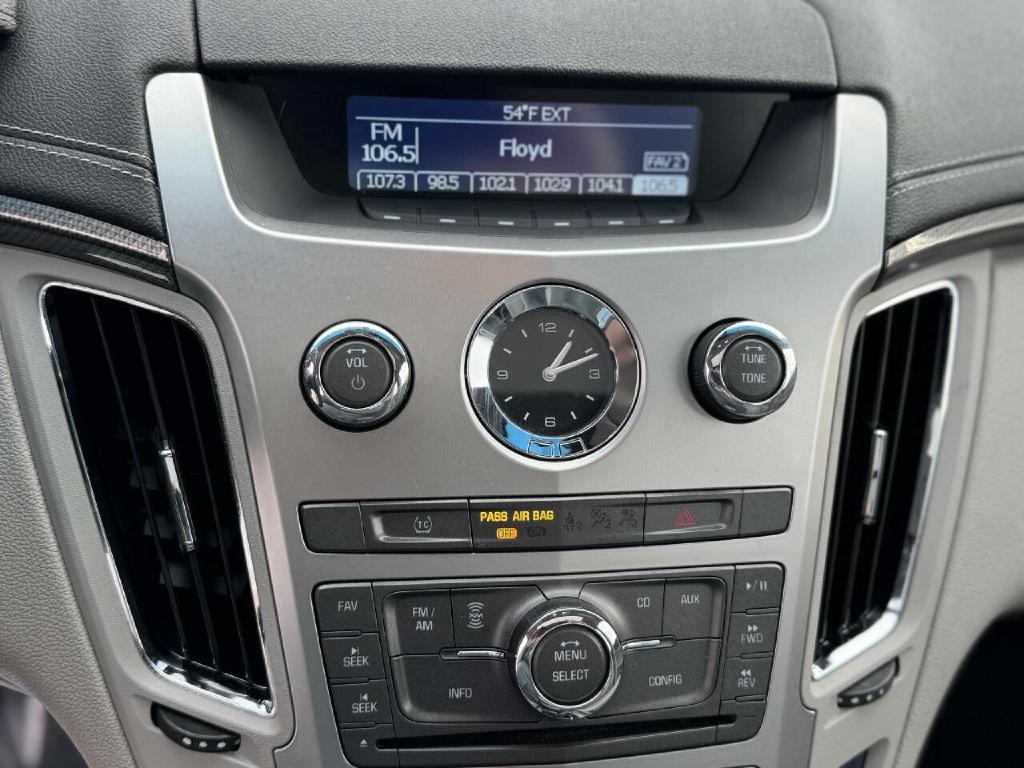 2010 Cadillac CTS Image 9