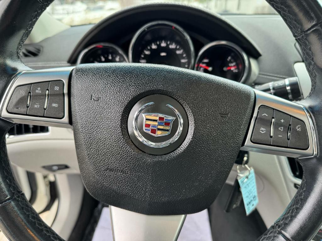 2010 Cadillac CTS Image 20