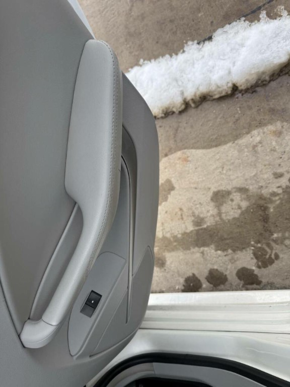 2010 Cadillac CTS Image 26