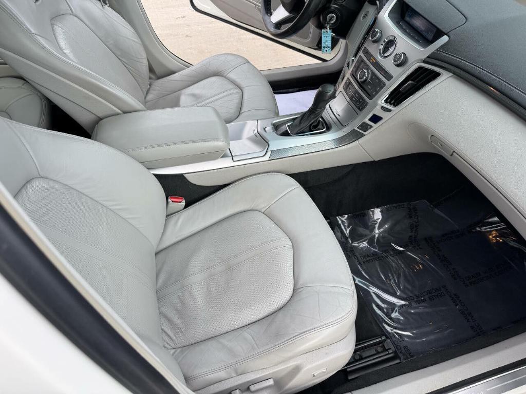 2010 Cadillac CTS Image 27