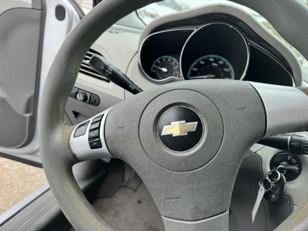 2010 Chevrolet Malibu Image 6