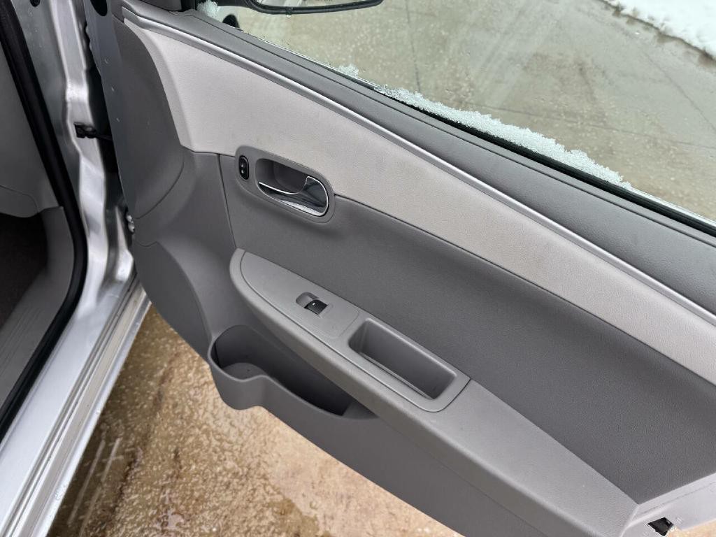 2010 Chevrolet Malibu Image 9