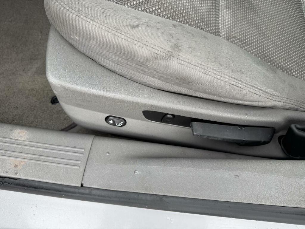 2010 Chevrolet Malibu Image 19