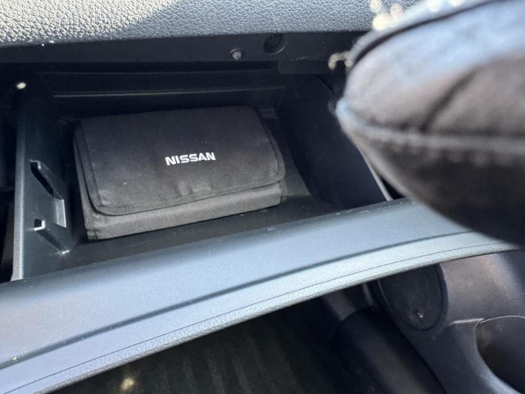 2018 Nissan Rogue Image 17