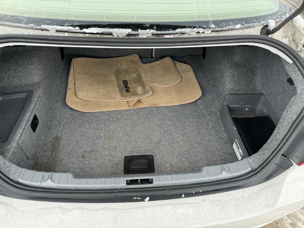 2008 BMW 3 Series Image 23