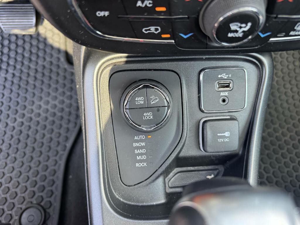 2021 Jeep Compass Image 24