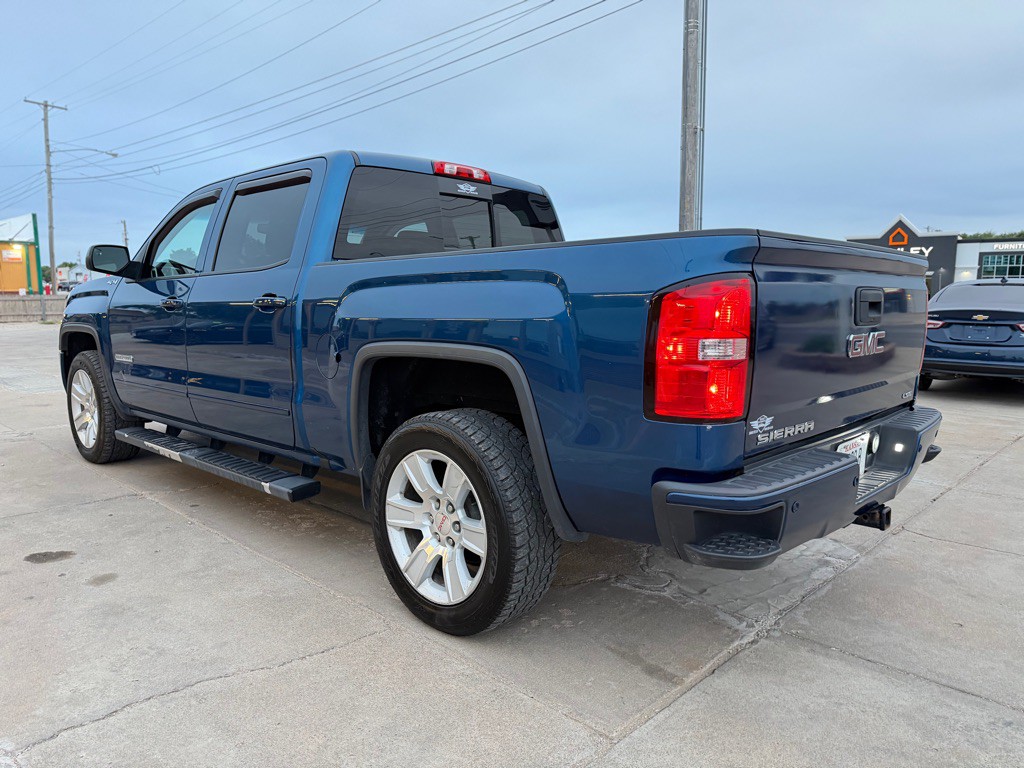 2018 GMC Sierra Image 8