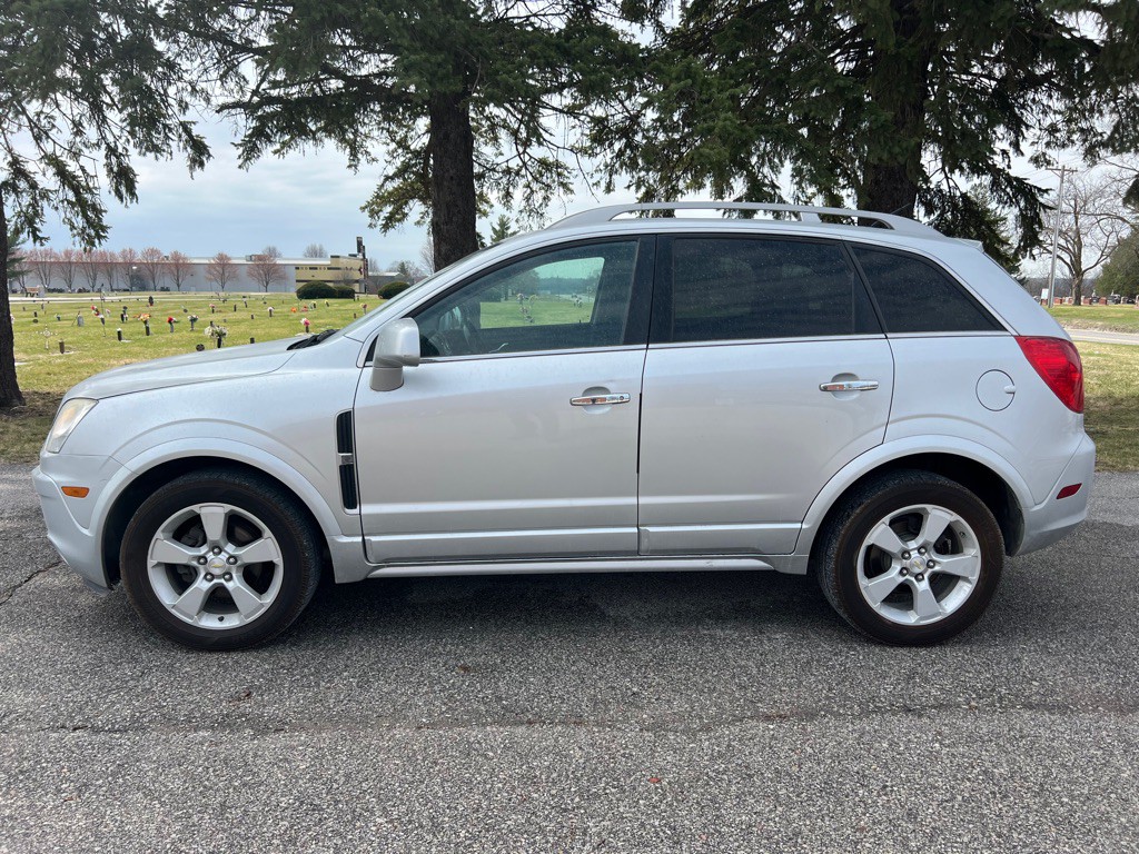 2014 Chevrolet Captiva Image 2