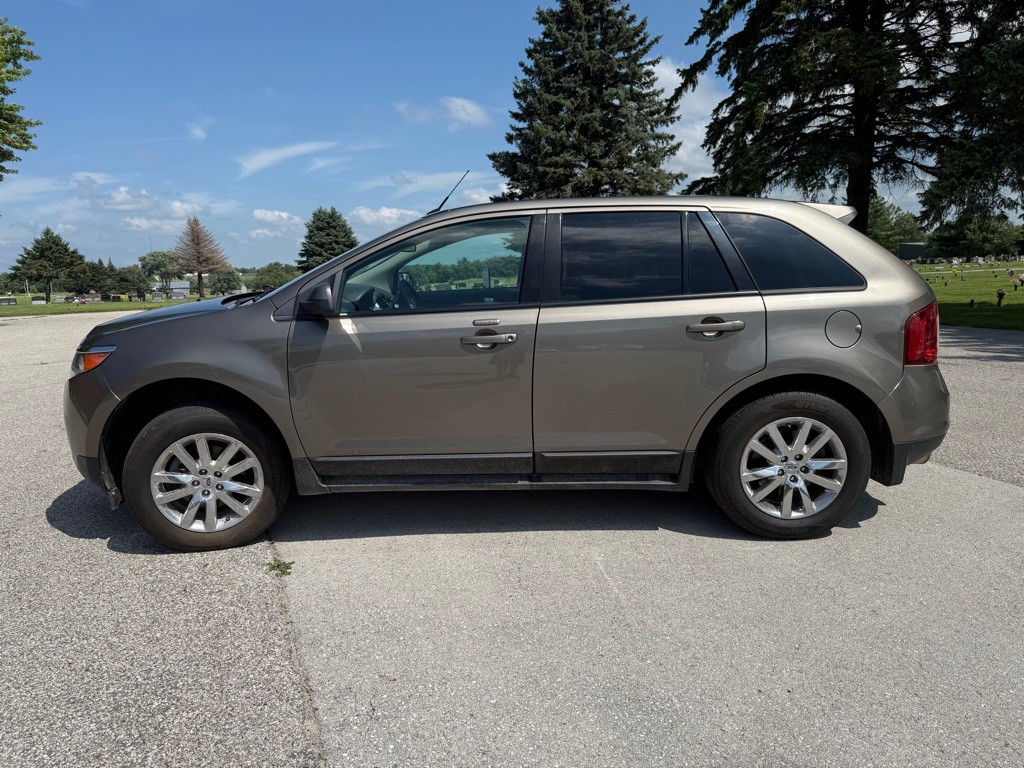 2013 Ford Edge Image 8