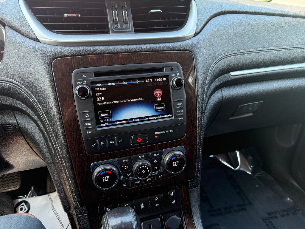 2016 Chevrolet Traverse Image 13