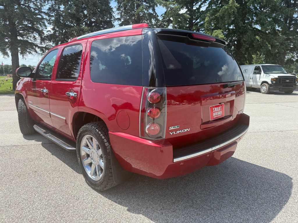 2012 GMC Yukon Image 7