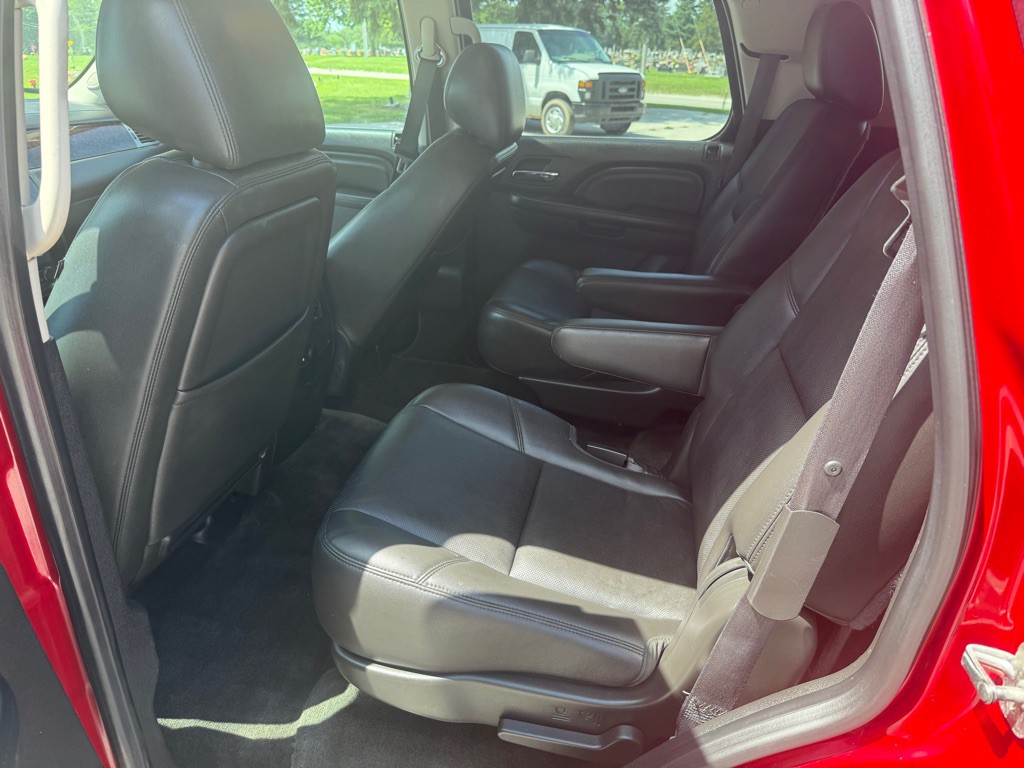 2012 GMC Yukon Image 12