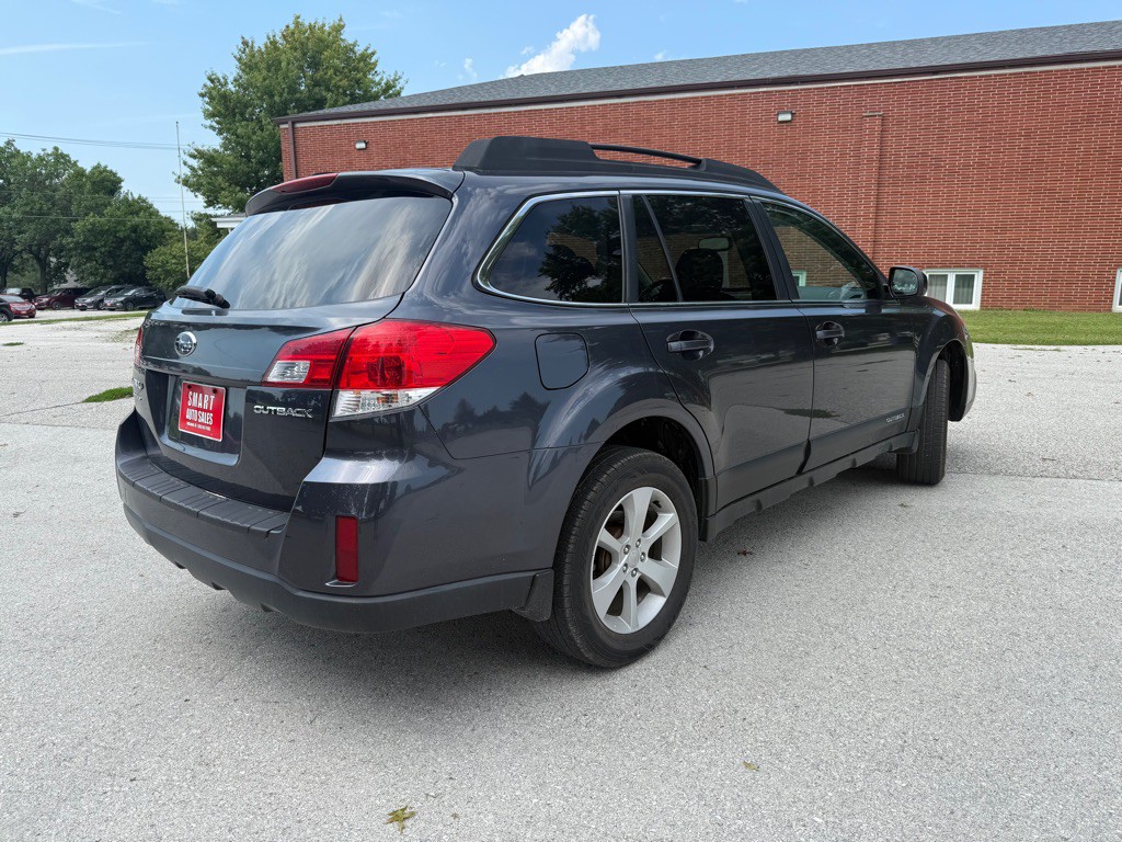 2013 Subaru Outback Image 6