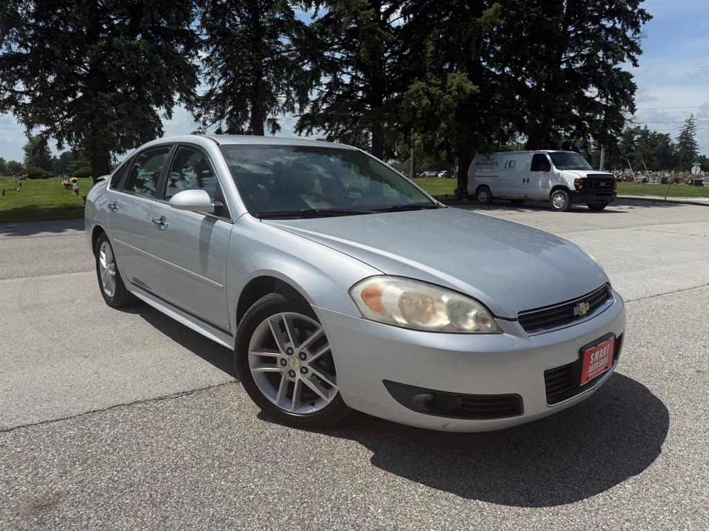 2010 Chevrolet Impala Image 4