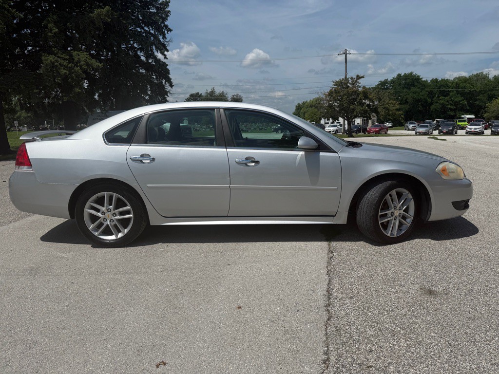 2010 Chevrolet Impala Image 5