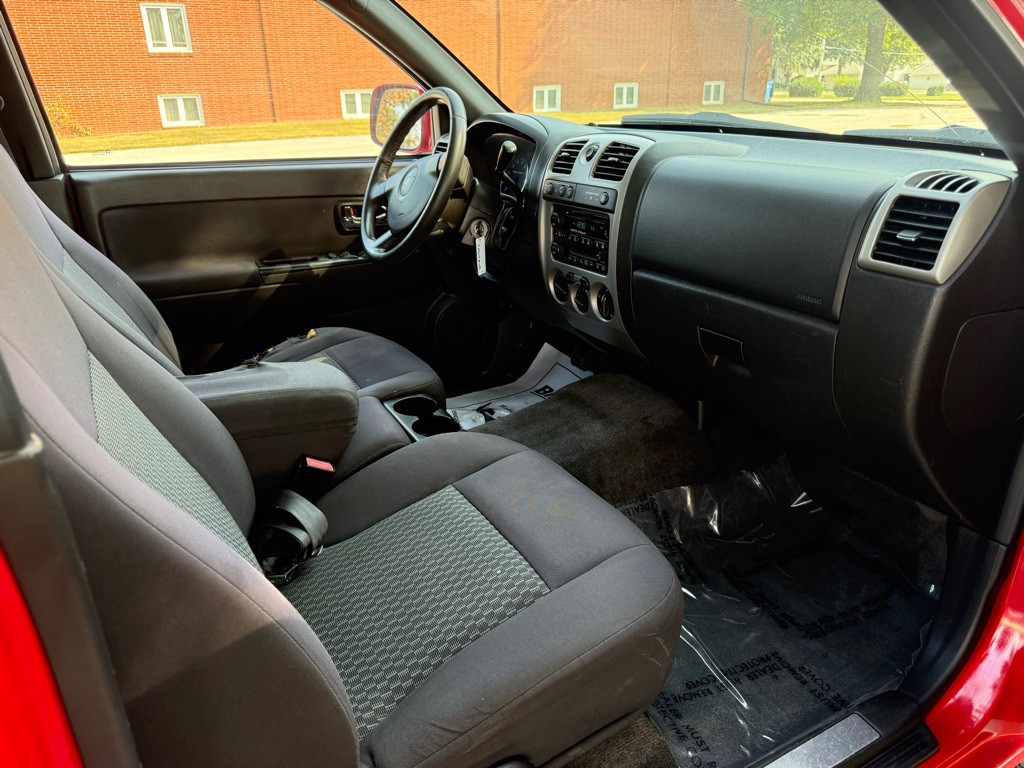 2011 Chevrolet Colorado Image 11