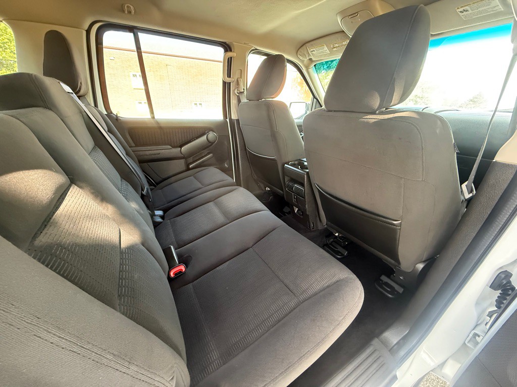 2009 Ford Explorer Image 10