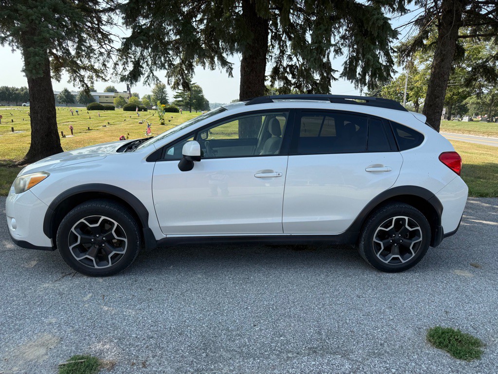 2013 Subaru Crosstrek Image 2