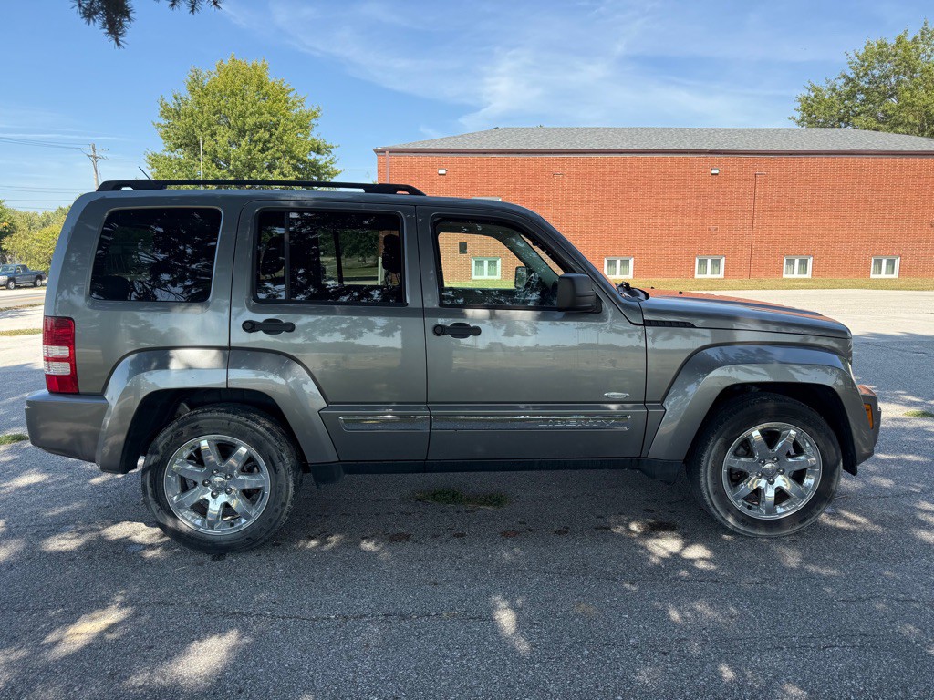 2012 Jeep Liberty Image 6