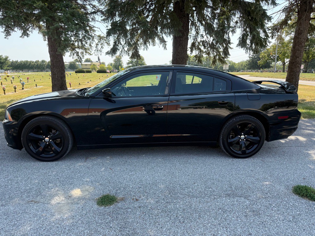 2012 Dodge Charger Image 2