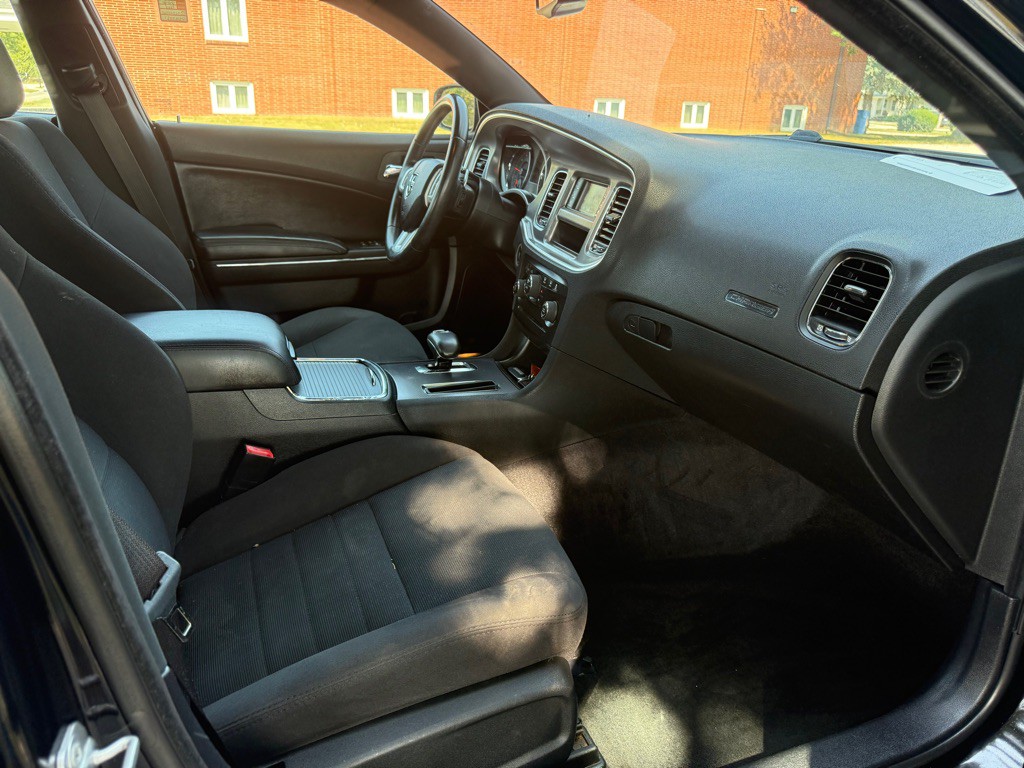 2012 Dodge Charger Image 11