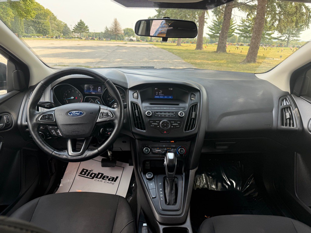 2015 Ford Focus Image 8