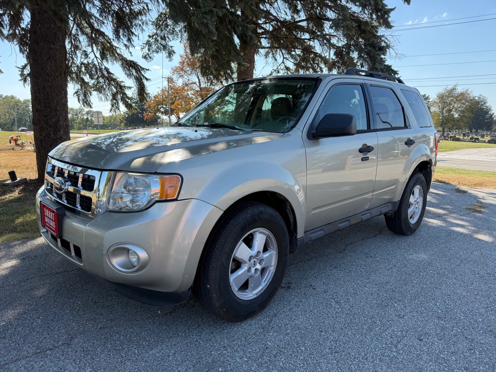 2010 Ford Escape Image 1