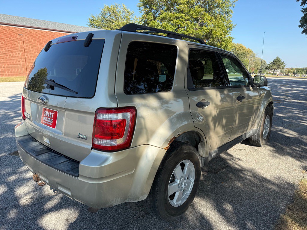 2010 Ford Escape Image 4