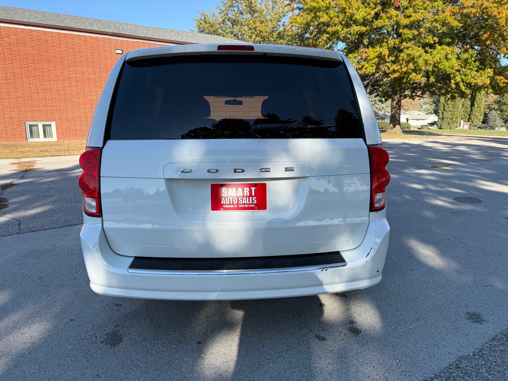 2016 Dodge Grand Caravan Image 6