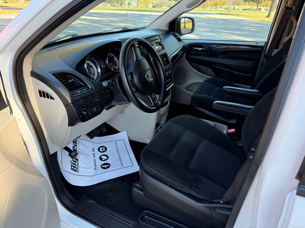 2016 Dodge Grand Caravan Image 13