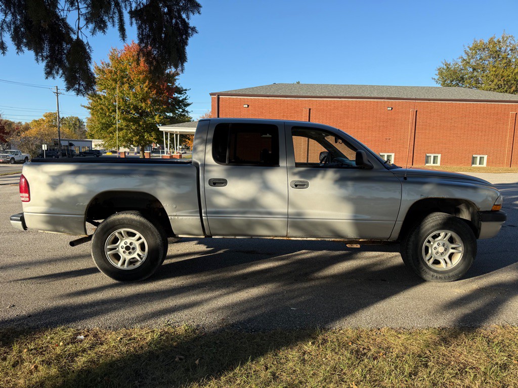 2003 Dodge Dakota Image 4