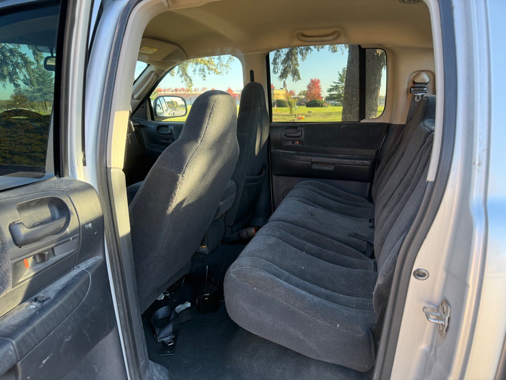 2003 Dodge Dakota Image 7