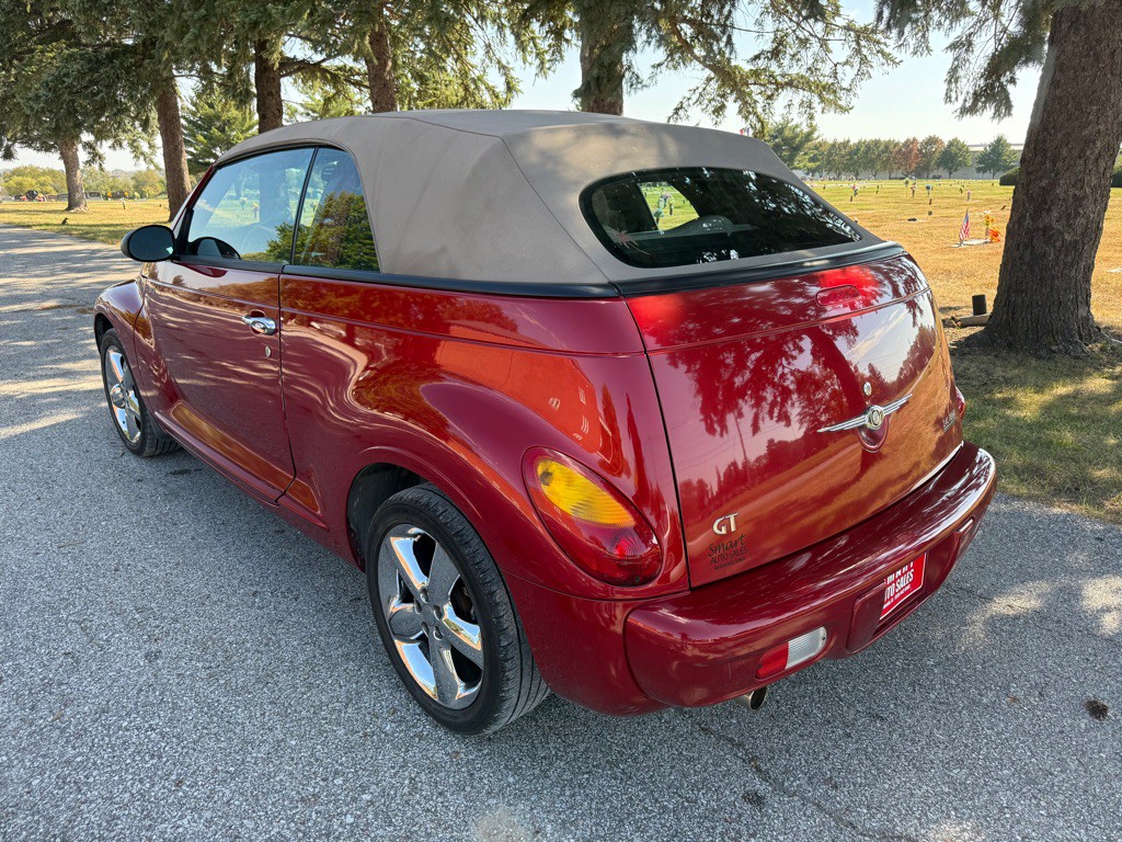 2005 Chrysler PT Cruiser Image 4