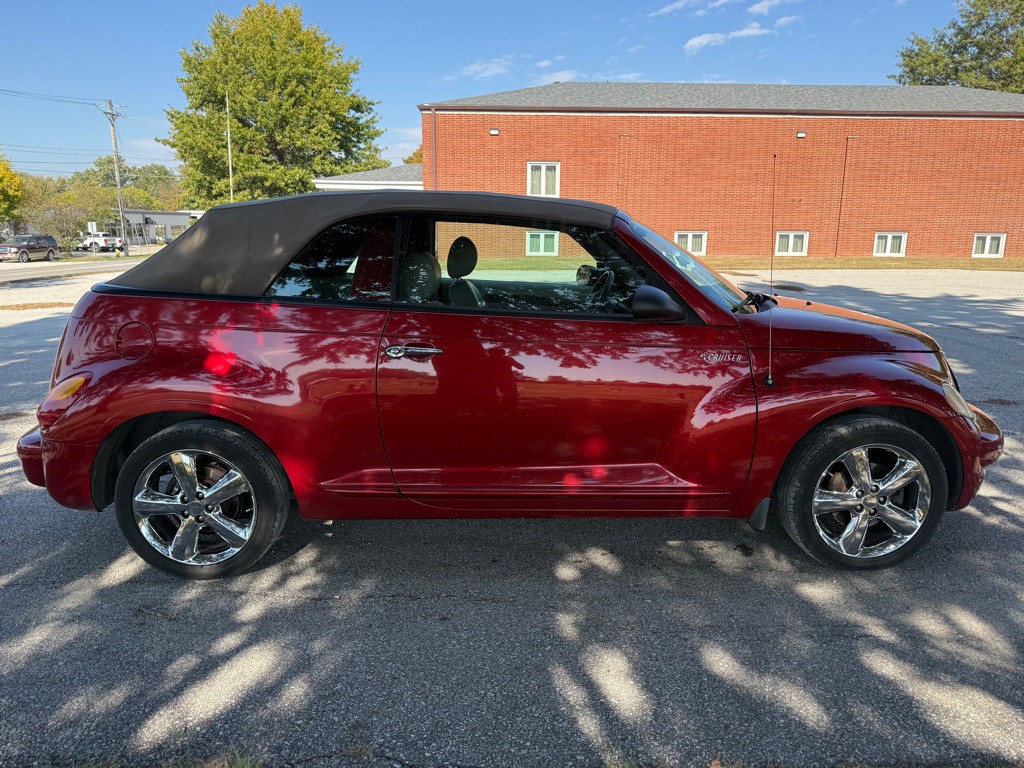 2005 Chrysler PT Cruiser Image 5