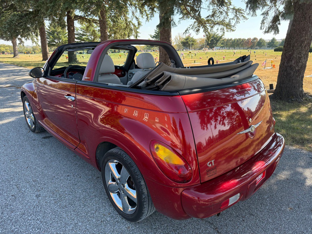 2005 Chrysler PT Cruiser Image 10