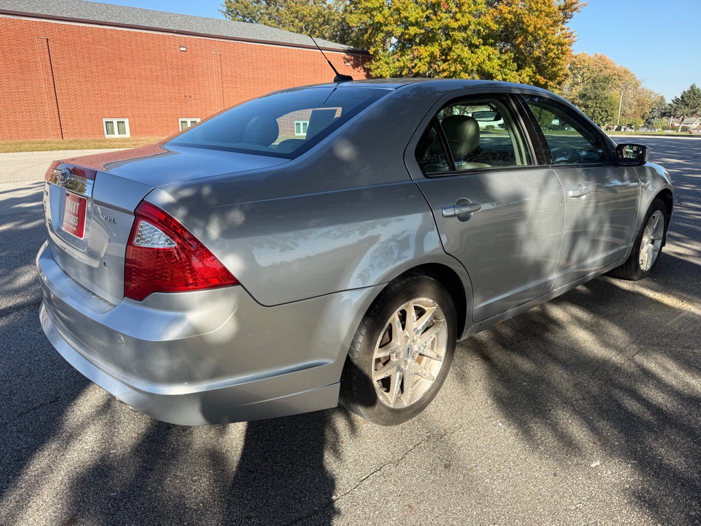 2012 Ford Fusion Image 4